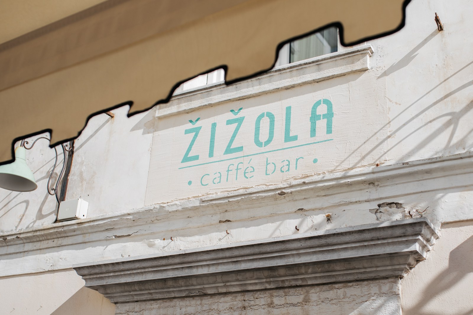 zizolabar3.jpg